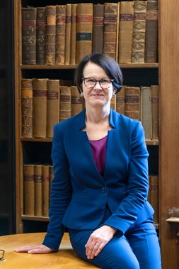 ProfJaneNorman-Trent-09-2024-LGL-DSC07661-1280x1280